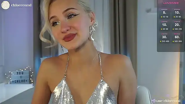 Snapshot of ChloeCoral chatting on December 31, 2024, 12:46 pm ChloeCoral online show from December 31, 2024, 12:46 pm