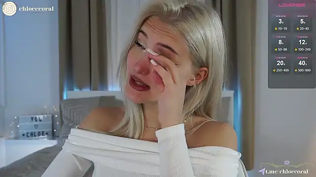 Snapshot of ChloeCoral chatting on January 19, 2025, 11:34 am ChloeCoral online show from January 19, 2025, 11:34 am