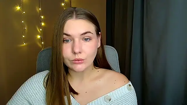 Snapshot of Glory_air chatting on November 24, 2025, 8:58 am Glory air online show from November 24, 2025, 8:58 am