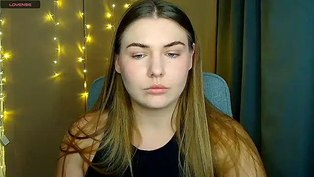 Snapshot of Glory_air chatting on November 12, 2025, 9:13 am Glory air online show from November 12, 2025, 9:13 am