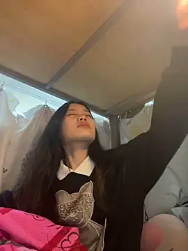 Be-MyMy online show from February 17, 2025, 1:33 pm