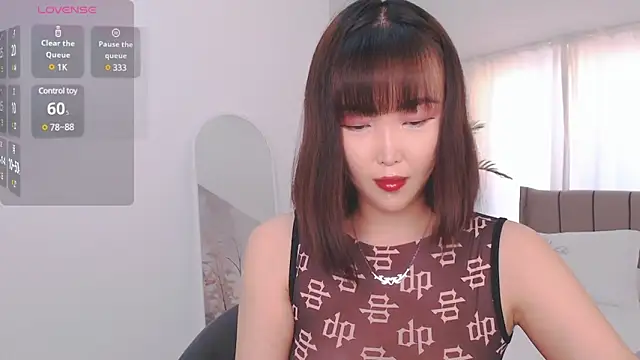 Snapshot of TumiLio chatting on March 11, 2025, 3:34 pm TumiLio online show from March 11, 2025, 3:34 pm