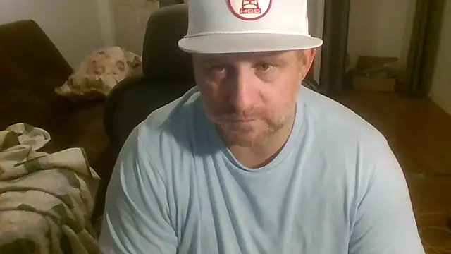 poundyouout69 online show from February 16, 2026, 1:37 am