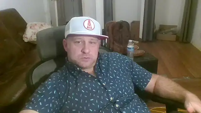 poundyouout69 online show from February 20, 2026, 3:47 am