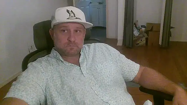 poundyouout69 online show from November 28, 2025, 9:15 pm