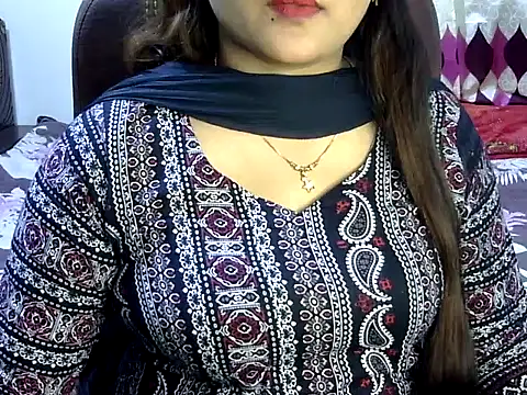 Snapshot of BengaliQueenStar chatting on March 12, 2025, 6:32 pm BengaliQueenStar online show from March 12, 2025, 6:32 pm