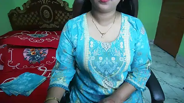Snapshot of BengaliQueenStar chatting on May 16, 2026, 4:39 pm BengaliQueenStar online show from May 16, 2026, 4:39 pm