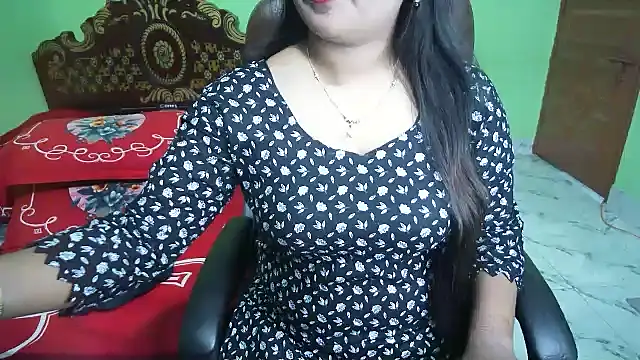 BengaliQueenStar online show from April 10, 2026, 3:41 pm