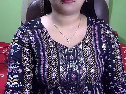 BengaliQueenStar online show from November 22, 2025, 4:17 pm