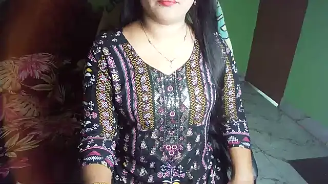 BengaliQueenStar online show from March 11, 2026, 6:02 pm