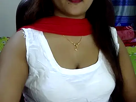 Snapshot of BengaliQueenStar chatting on February 22, 2025, 5:24 pm BengaliQueenStar online show from February 22, 2025, 5:24 pm