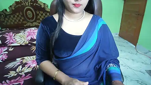 Snapshot of BengaliQueenStar chatting on May 6, 2026, 4:11 pm BengaliQueenStar online show from May 6, 2026, 4:11 pm