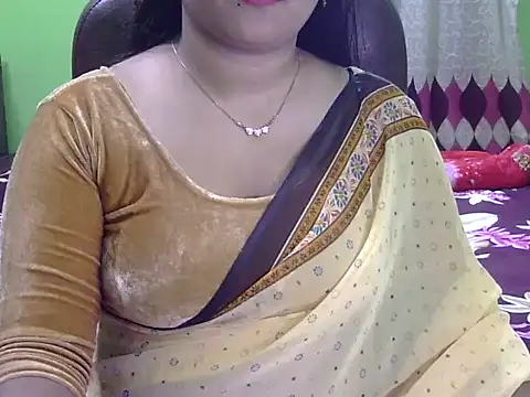 Snapshot of BengaliQueenStar chatting on October 9, 2025, 3:56 pm BengaliQueenStar online show from October 9, 2025, 3:56 pm