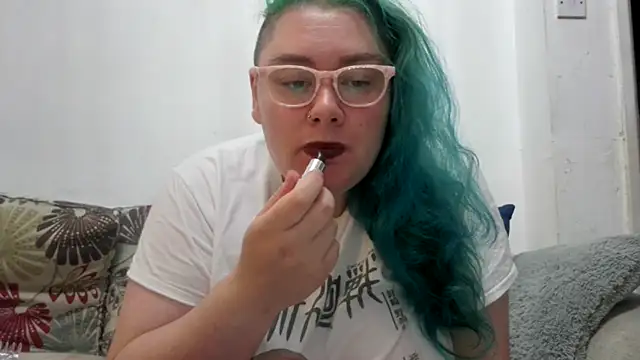 Bustycurves online show from July 10, 2026, 10:43 pm
