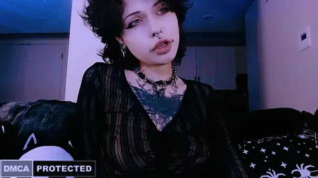 NaughtyLittleFox online show from March 16, 2026, 4:31 am