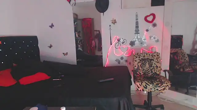 Snapshot of brigitht chatting on November 2, 2025, 5:45 am brigitht online show from November 2, 2025, 5:45 am