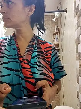 Snapshot of brigitht chatting on November 22, 2025, 5:23 pm brigitht online show from November 22, 2025, 5:23 pm