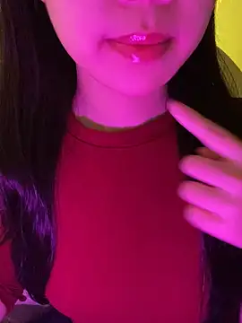 Snapshot of minmin2kk5 chatting on November 5, 2025, 1:20 am minmin2kk5 online show from November 5, 2025, 1:20 am