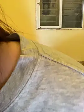 minmin2kk5 online show from June 4, 2026, 6:51 am