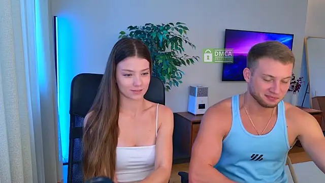 Snapshot of Jony_and_Jessica chatting on July 25, 2026, 7:38 am Jony and Jessica online show from July 25, 2026, 7:38 am
