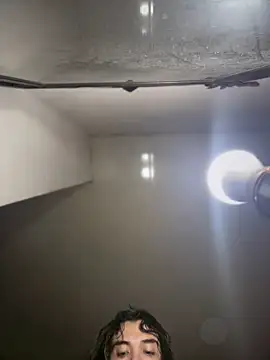 saracaball  online show from November 16, 2025, 4:06 am