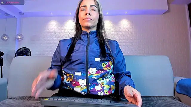 violet scott online show from March 22, 2025, 10:49 am