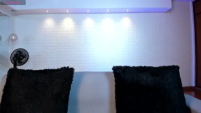 violet scott online show from January 19, 2026, 10:41 am