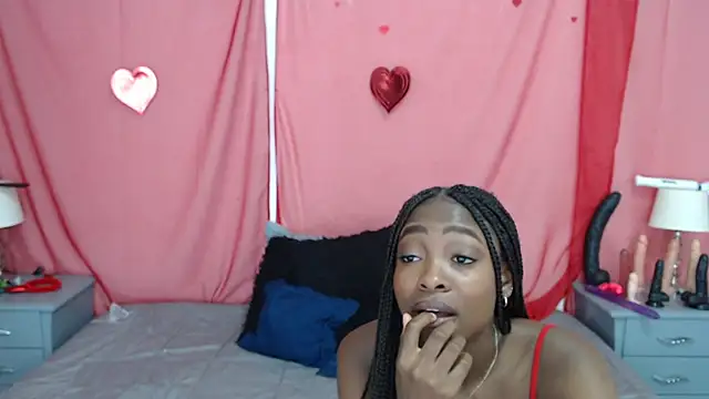 Snapshot of Nicole_Colette_ chatting on March 10, 2025, 12:17 pm Nicole Colette online show from March 10, 2025, 12:17 pm