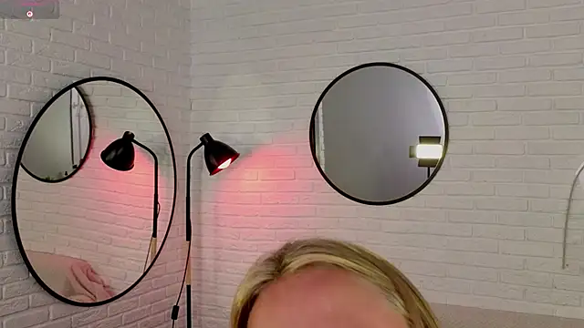 Wendy D0ll online show from March 24, 2026, 9:48 pm