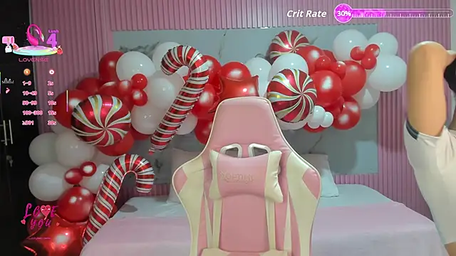 Snapshot of Yuli_16 chatting on December 17, 2025, 11:04 am Yuli 16 online show from December 17, 2025, 11:04 am