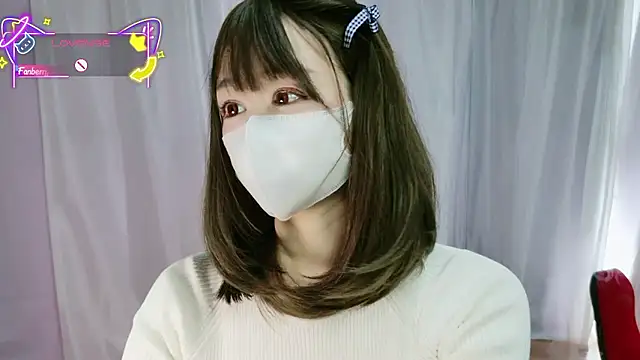 aaanyan online show from November 3, 2025, 1:44 am