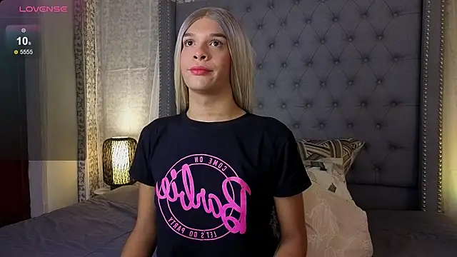 Shantal Joness online show from November 7, 2025, 9:08 pm