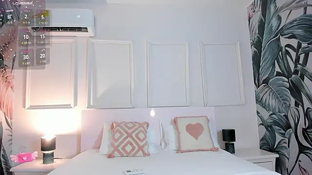 Snapshot of Aprillbrunette chatting on February 8, 2026, 11:52 am Aprillbrunette online show from February 8, 2026, 11:52 am