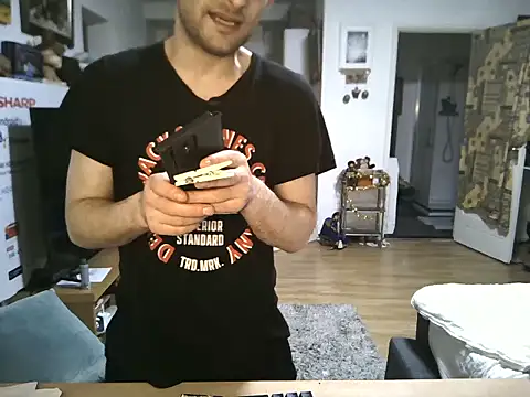 mihaimichael online show from November 28, 2025, 2:34 am