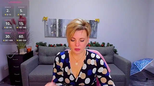 Snapshot of Julia_Wilsone chatting on January 8, 2026, 7:36 am Julia Wilsone online show from January 8, 2026, 7:36 am