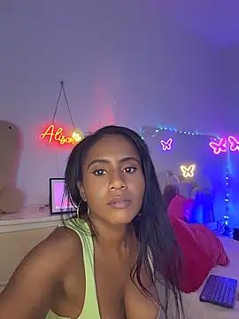 Snapshot of AlisonHoot69 chatting on July 22, 2026, 10:45 pm AlisonHoot69 online show from July 22, 2026, 10:45 pm