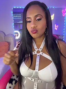 AlisonHoot69 online show from April 22, 2026, 1:23 am