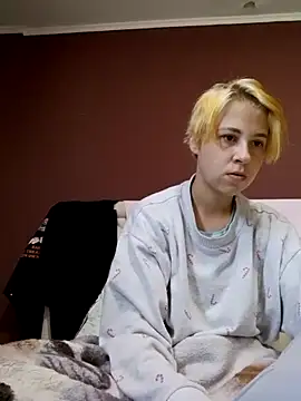 Gussie Bridie online show from April 14, 2026, 4:17 am