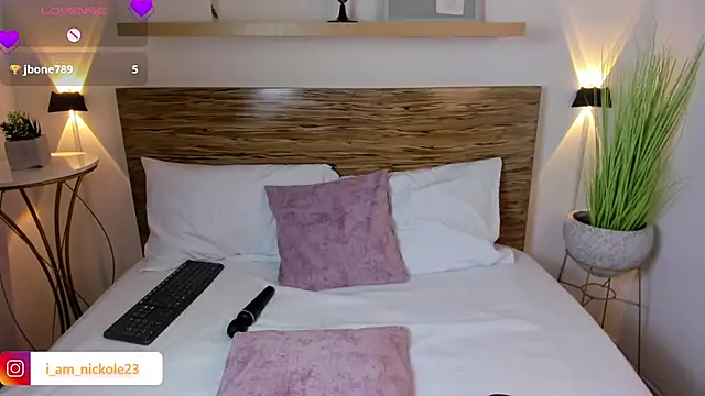 Snapshot of nicky_peyton chatting on February 12, 2025, 6:08 am nicky peyton online show from February 12, 2025, 6:08 am