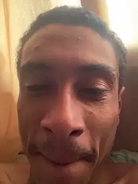 Snapshot of Jose_Smoke chatting on March 4, 2025, 1:49 pm Jose Smoke online show from March 4, 2025, 1:49 pm