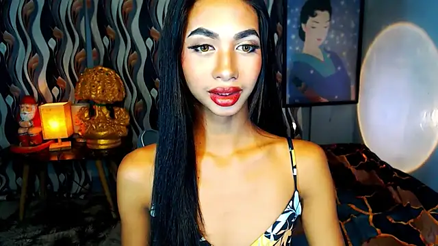 Snapshot of PrettyLatiina chatting on October 24, 2025, 4:22 am PrettyLatiina online show from October 24, 2025, 4:22 am