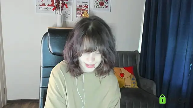 Alina Mills online show from June 19, 2026, 10:54 am