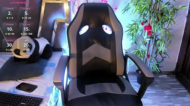 Black Rose2 online show from November 12, 2025, 11:25 am