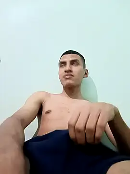 Rogersmit2 online show from December 19, 2025, 1:53 am