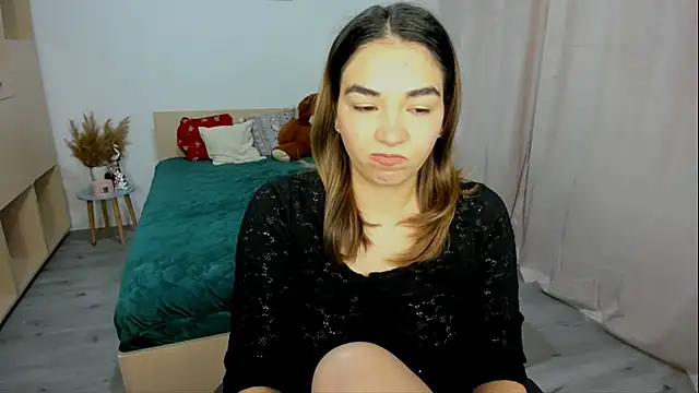 Alexa Dolly12 online show from December 5, 2025, 6:34 am