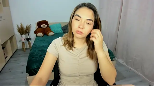 Snapshot of Alexa_Dolly12 chatting on September 19, 2025, 5:22 am Alexa Dolly12 online show from September 19, 2025, 5:22 am