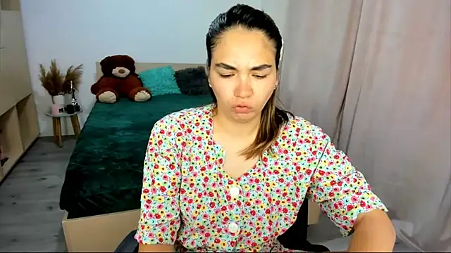 Snapshot of Alexa_Dolly12 chatting on September 24, 2025, 6:20 am Alexa Dolly12 online show from September 24, 2025, 6:20 am