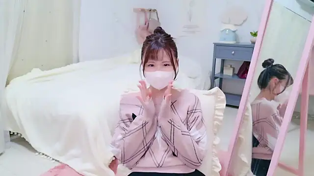 Snapshot of Sayuringo_ chatting on February 9, 2025, 10:09 am Sayuringo online show from February 9, 2025, 10:09 am