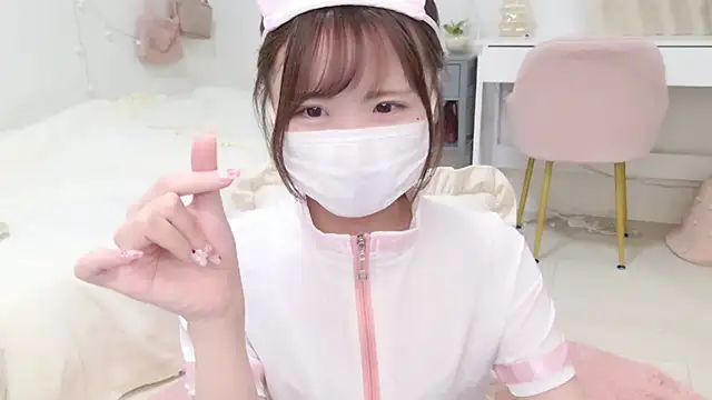 Snapshot of Sayuringo_ chatting on February 22, 2025, 1:33 am Sayuringo online show from February 22, 2025, 1:33 am