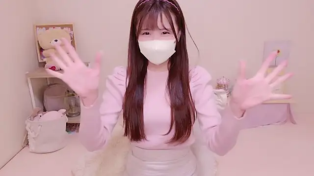 Snapshot of Sayuringo_ chatting on March 8, 2025, 7:05 am Sayuringo online show from March 8, 2025, 7:05 am